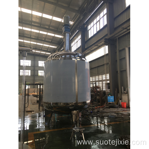 Stainless steel heating and mixing tank